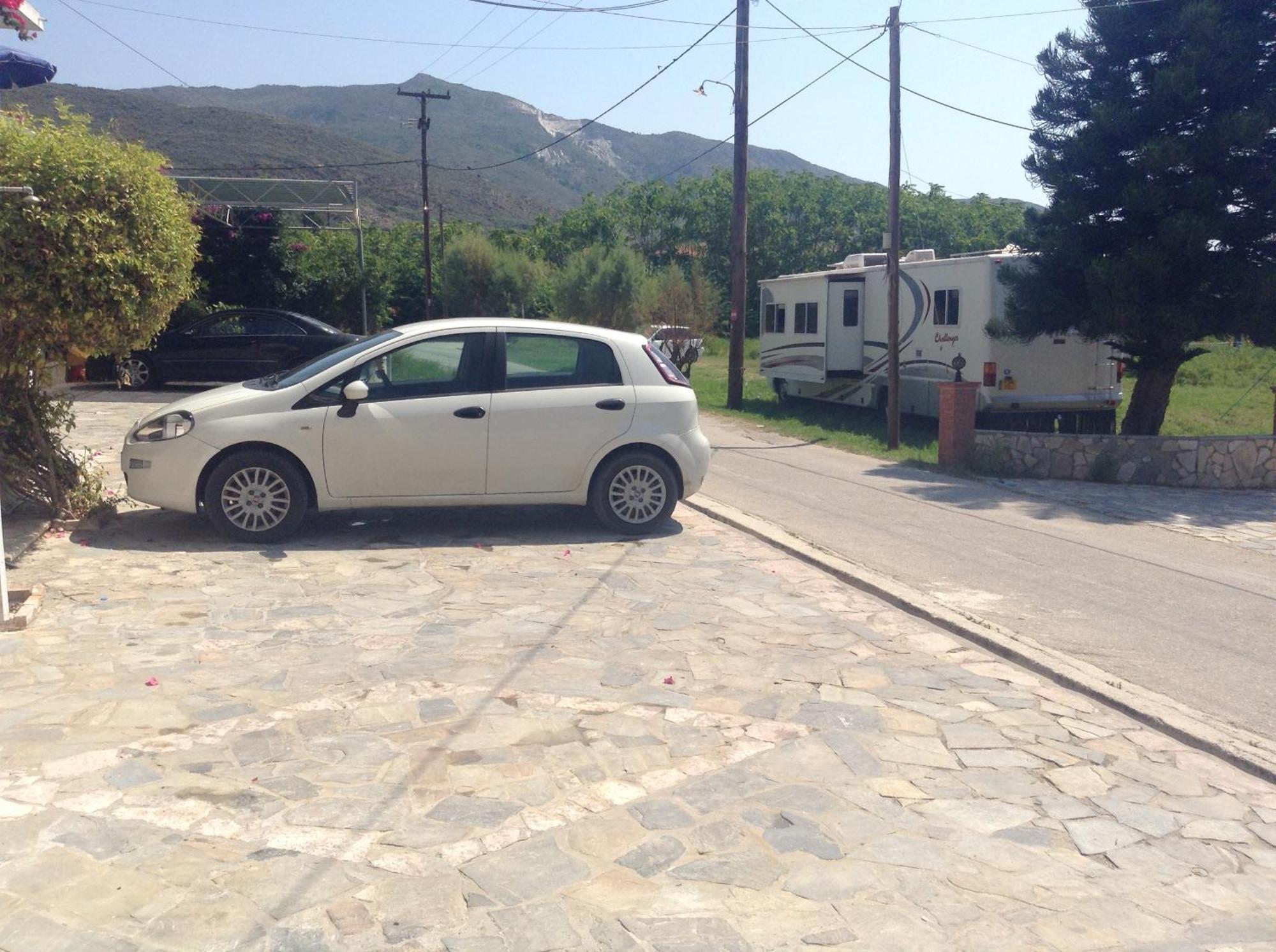 Dina Studios Καλαμάκι Εξωτερικό φωτογραφία