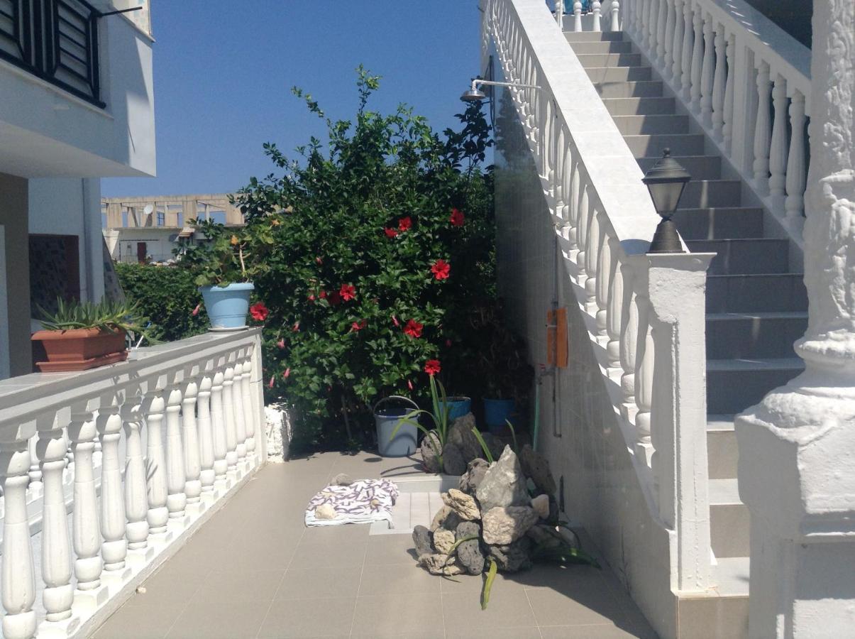 Dina Studios Καλαμάκι Εξωτερικό φωτογραφία